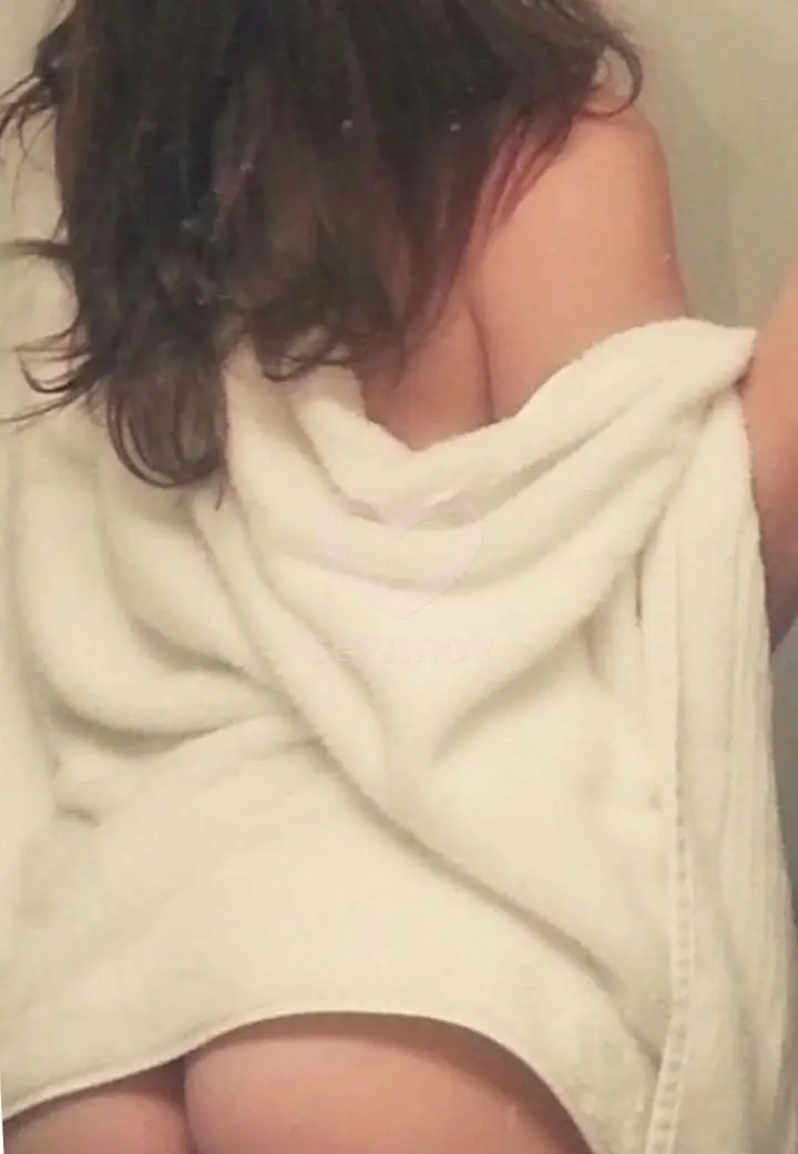 Елена Елена